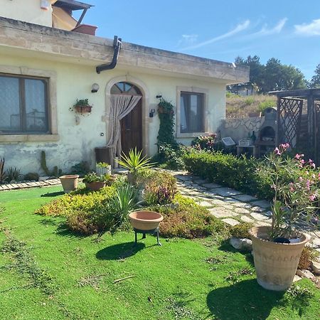 Villa Radiosa Gravina in Puglia Eksteriør billede